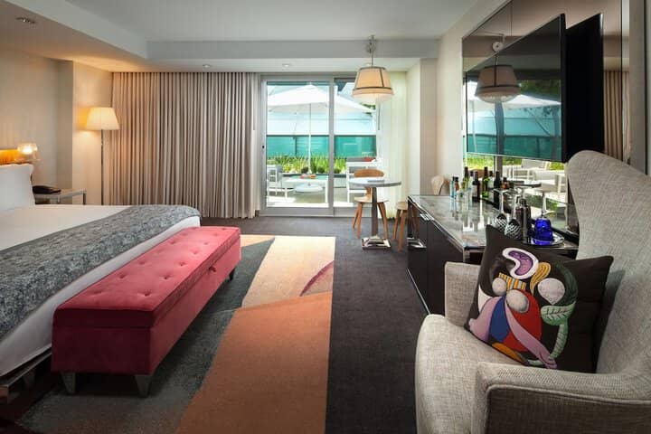 Room 21 of 98