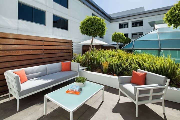 Terrace/Patio 35 of 98